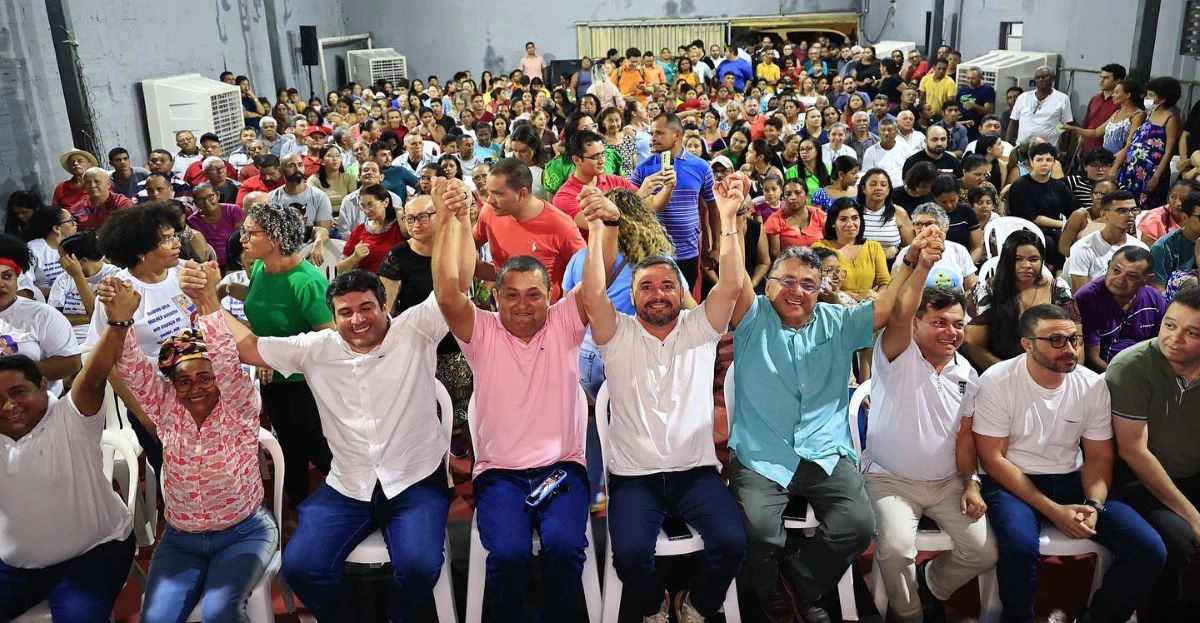 Fábio Novo faz reunião com 800 moradores da zona sudeste de Teresina