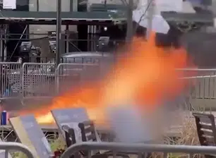 Homem ateia fogo contra si em durante julgamento de Trump.