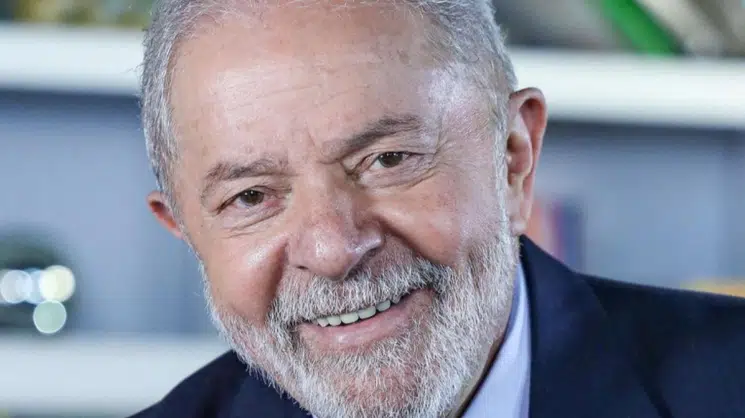 Lula (Foto: Ricardo Stucked)