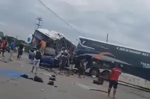 Ônibus do Piauí se envolve em grave acidente em SP e deixa 14 feridos(Reprodução)