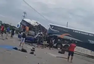 Ônibus do Piauí se envolve em grave acidente em SP e deixa 14 feridos