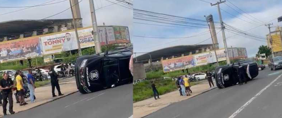 VÍDEO: viatura da Polícia Penal capota após acidente em Teresina