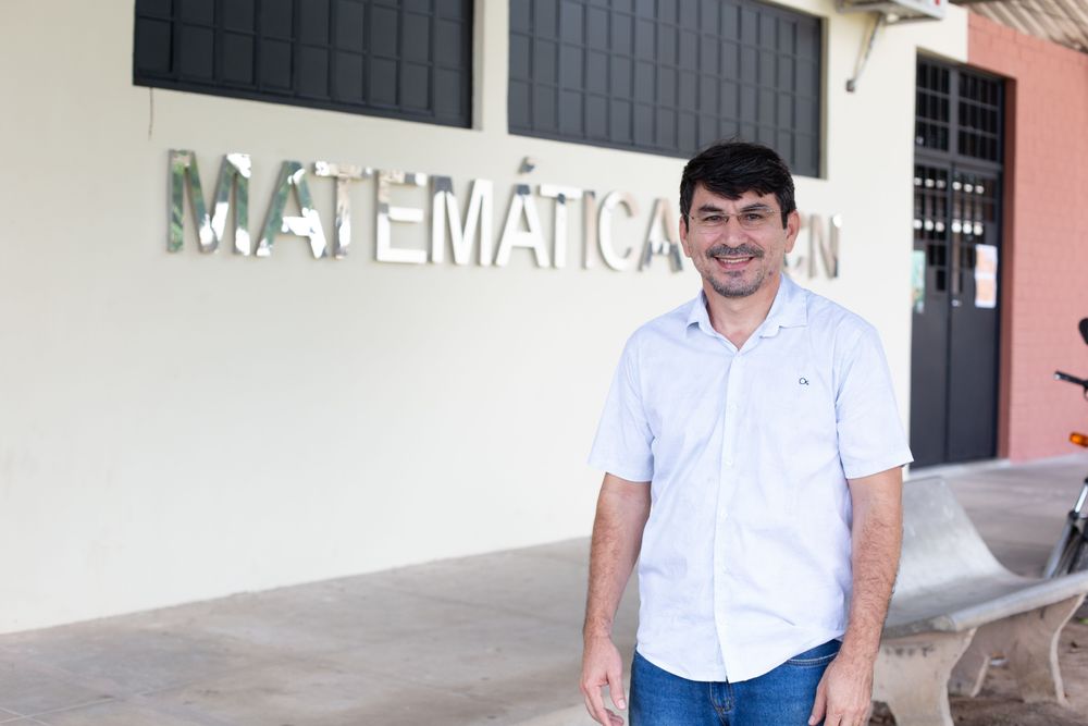 G20 Teresina: Bolsa de estudos impediu que universitário, hoje professor e doutor, desistisse do curso