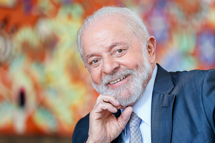 Quaest: 50% aprovam o trabalho de Lula; melhora entre evangélicos e no Sul