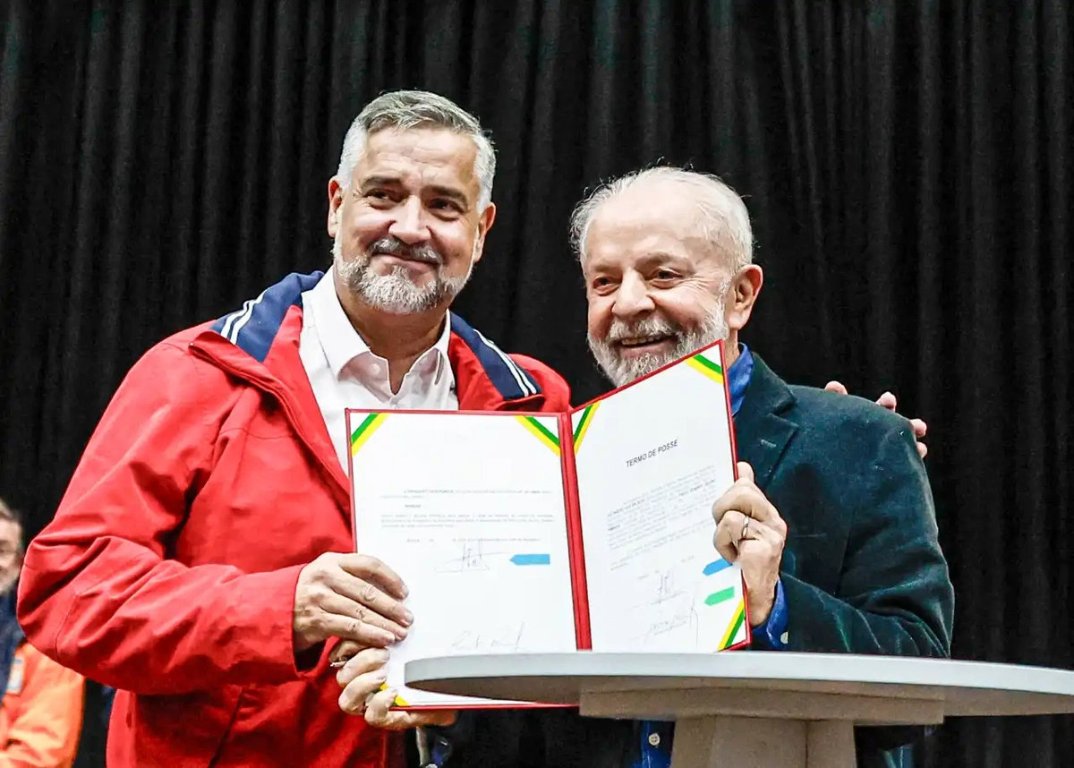 Paulo Pimenta e o presidente Luiz Inácio Lula da Silva.