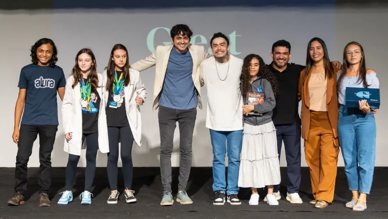 Piauiense descobre 13 asteroides e ganha bolsa em escola internacional