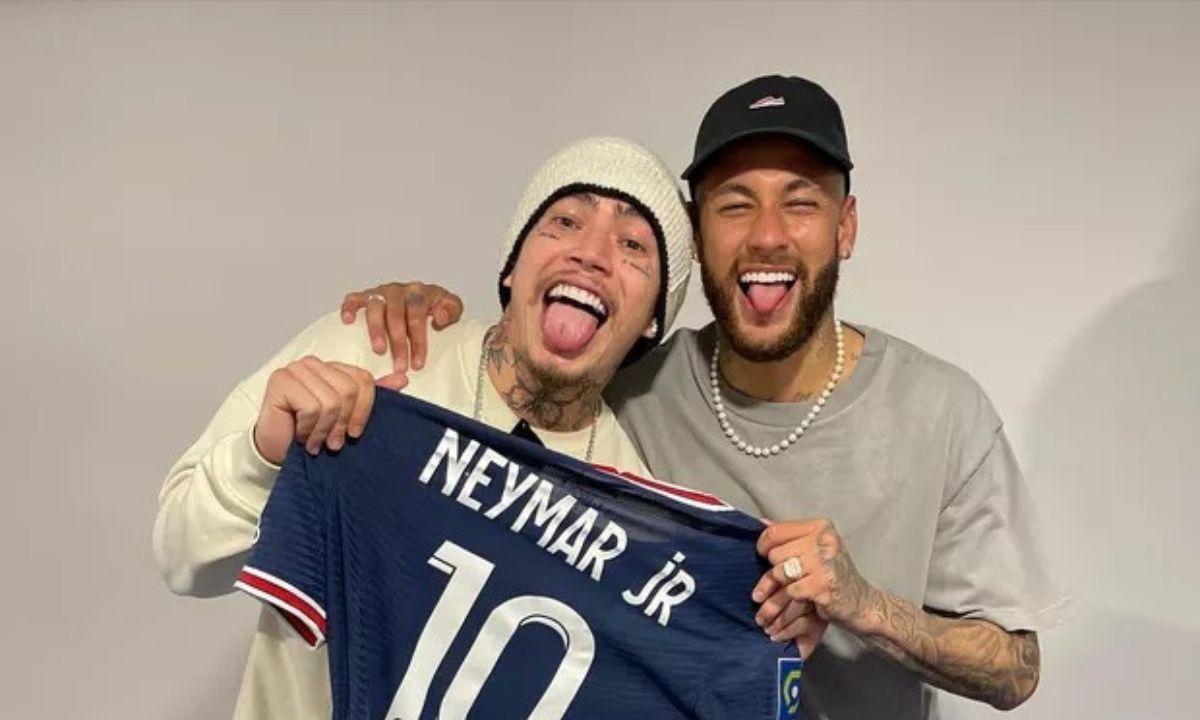 Whindersson Nunes faz a defesa de Neymar na internet