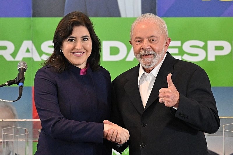 Simone Tebet relembra resposta de Lula sobre fé e protagoniza momento emocionante