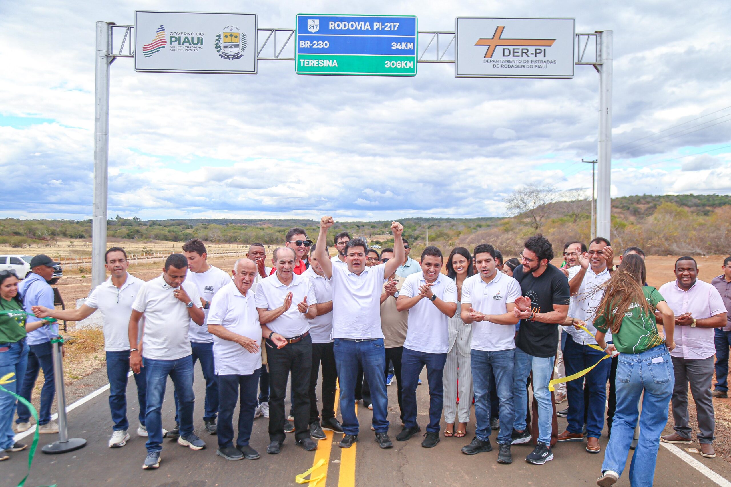 Rafael Fonteles inaugura recuperação da PI-217 e destaca nova ligação entre São Francisco do Piauí e Colônia do Piauí
