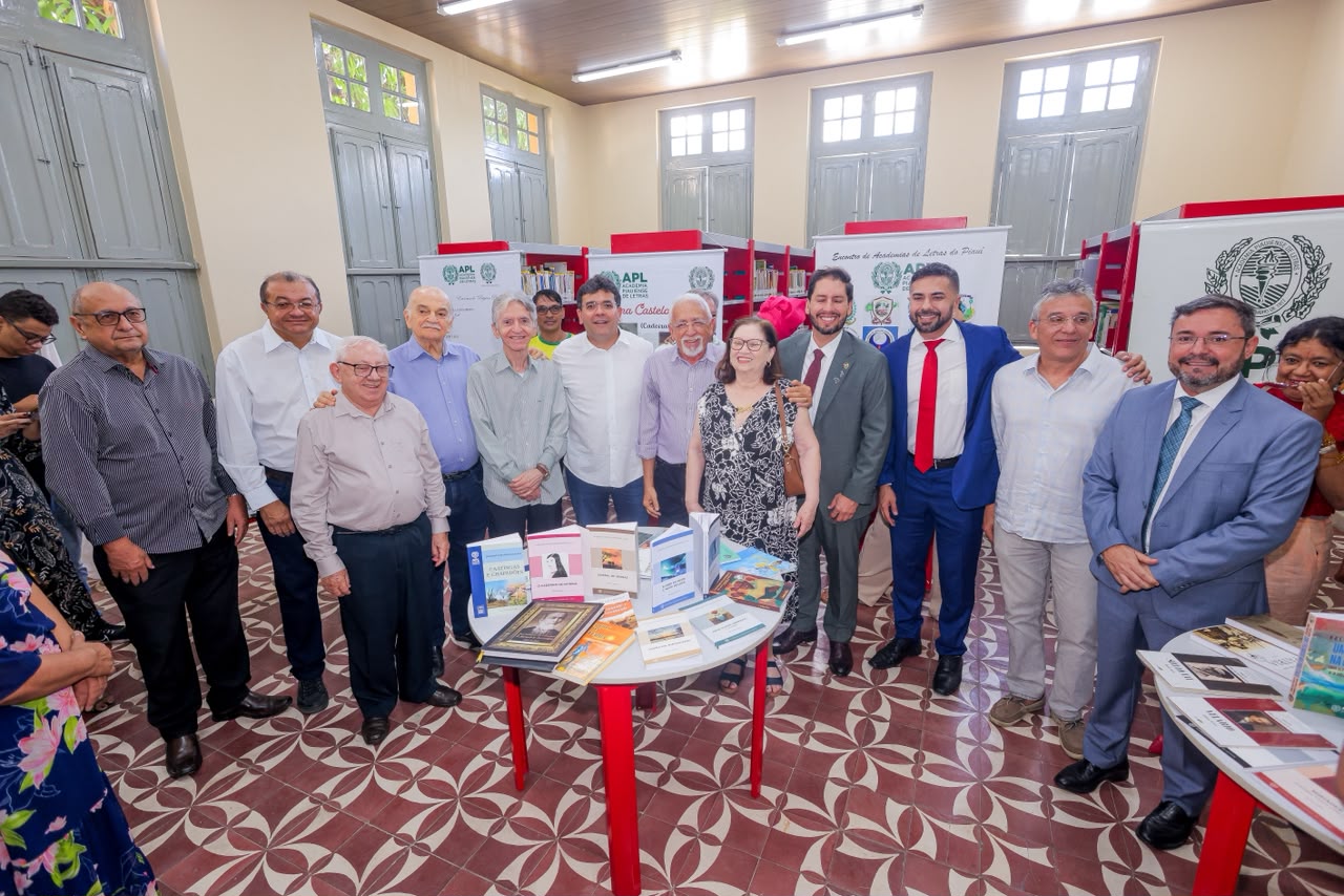 Rafael Fonteles inaugura Biblioteca Cromwell de Carvalho e anuncia novos Centros Educacionais Unificados no Piauí