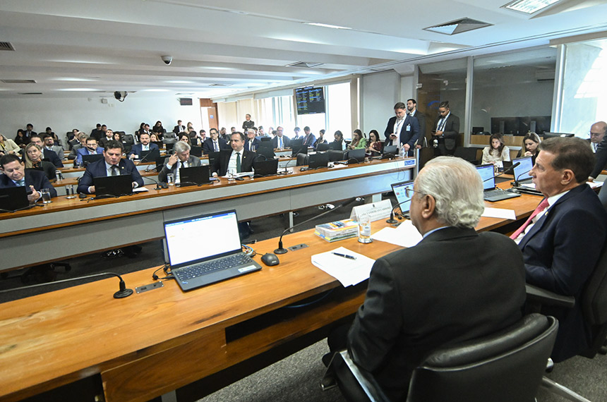 Vai à Câmara 'filtro de relevância' para reduzir excesso de recursos no STJ