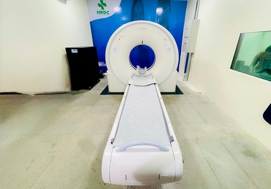 Tomógrafo no hospital e modernização de escolas integram o pacote de investimentos do Governo do Estado em Oeiras