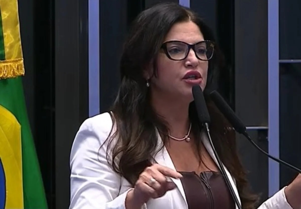Diretora da Fiesp critica fim da escala 6×1 por precisar ir ao salão aos sábados