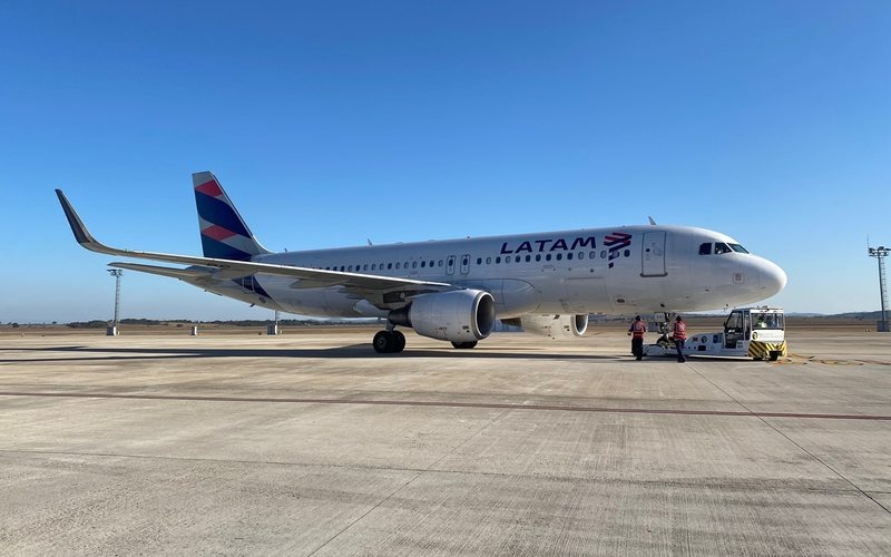 Voo da Latam é cancelado em Teresina após pane durante decolagem