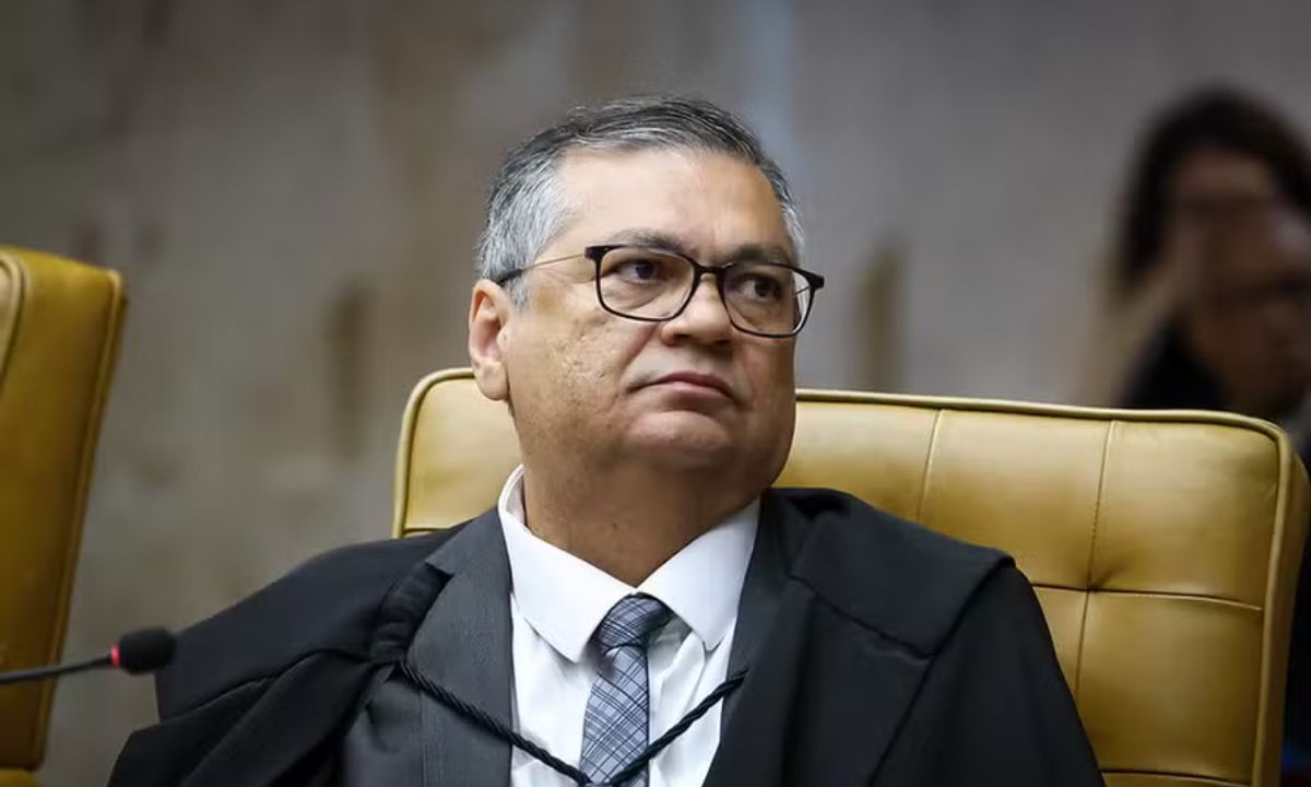 Dino analisará explicações da Câmara a partir de hoje