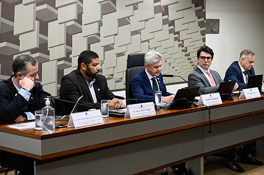 Debatedores propõem melhorias em projeto que muda cálculo do ITR