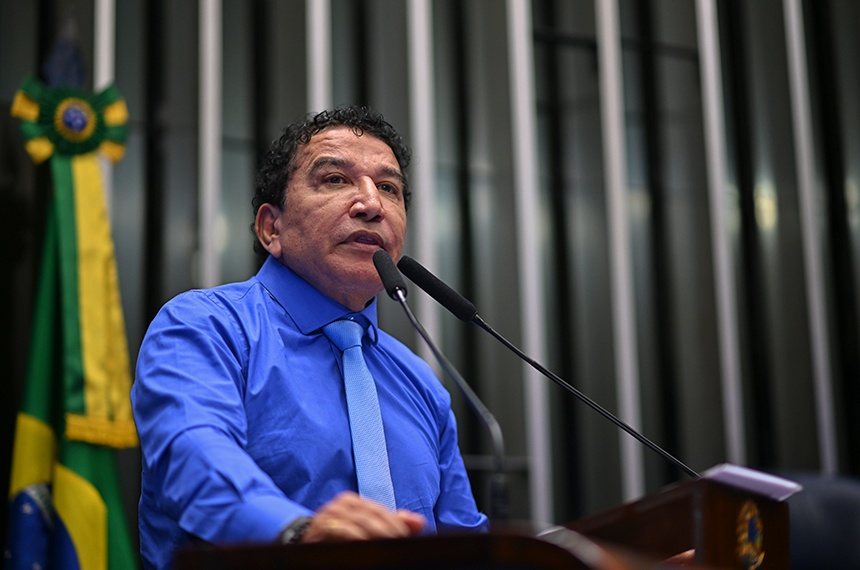 Magno Malta pede apoio ao projeto sobre ensino domiciliar
