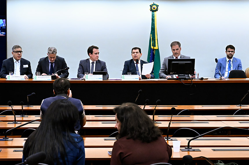 CMO aprova R$ 13,3 bi para crédito agrícola e Desenrola Adimplentes