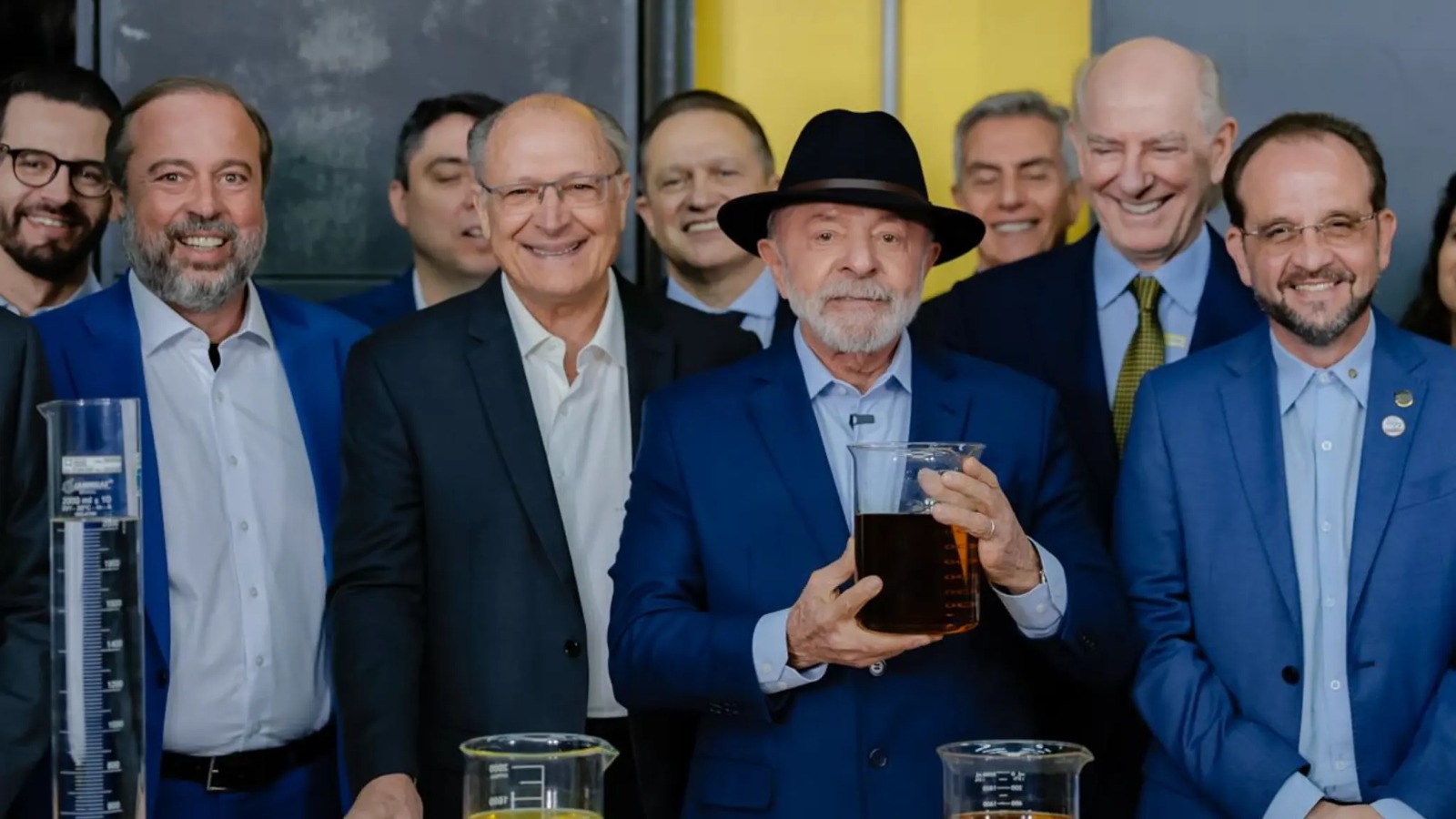 Lula lança fase operacional de testes nacionais de biodiesel