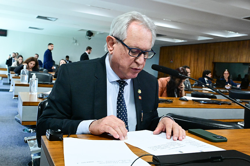 CDH terá debates sobre assistência a idosos e doenças raras