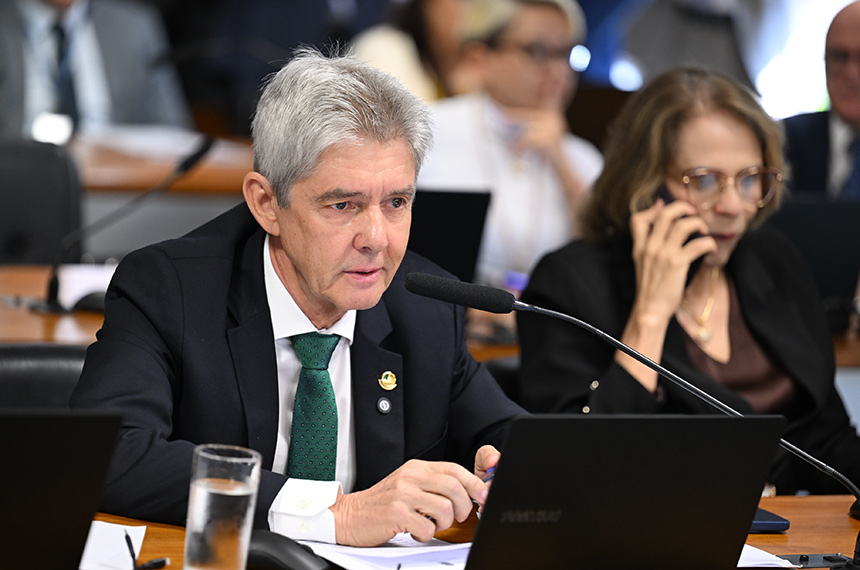 Projeto cria indenização para quem perde couro cabeludo em acidente de barco