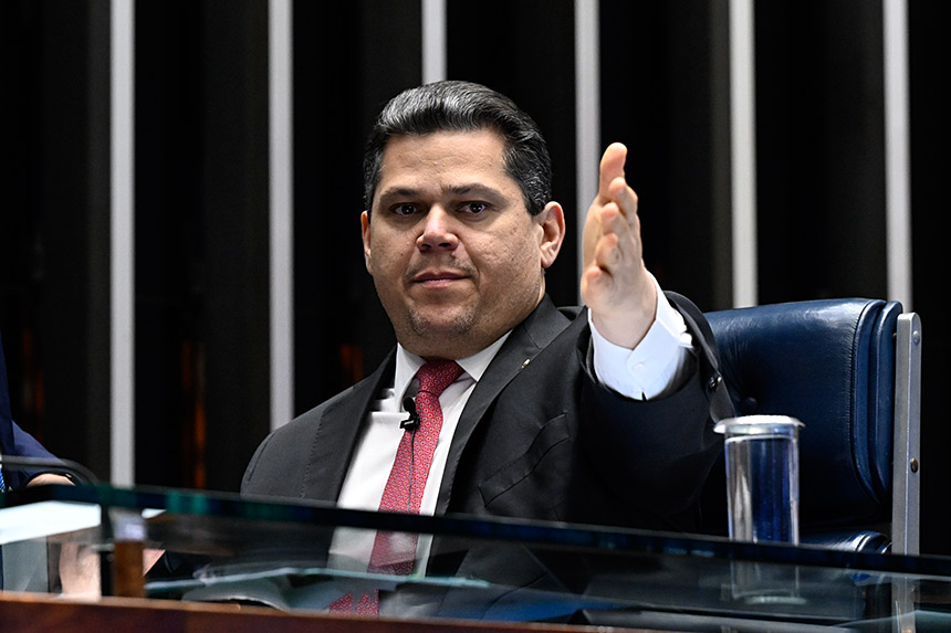 Senado terá semanas de esforço concentrado após o recesso, anuncia Davi