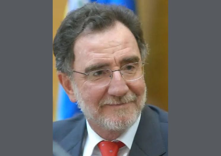Patrus Ananias confirma candidatura ao governo de MG