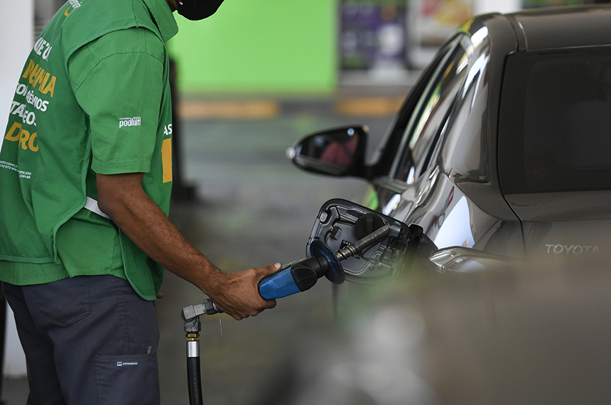 Governo abre crédito de R$ 3,33 bi para subsídio a combustíveis