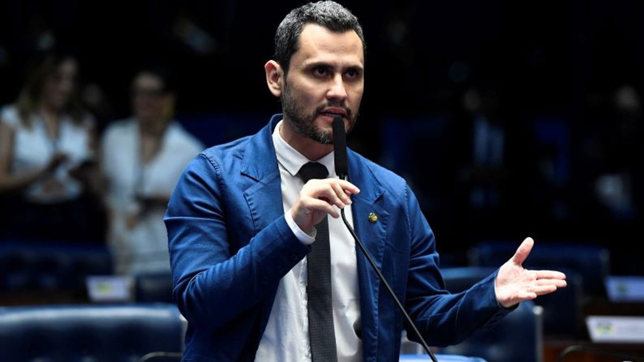 CRISE NAS ELEIÇÕES DE MG: Cleitinho pode deixar o Republicanos em meio à disputa pelo governo