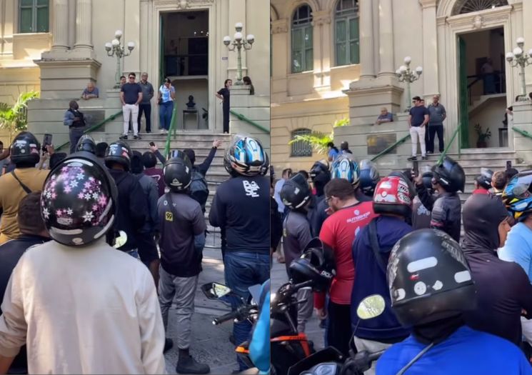 Motoboys protestam contra multas em frente à Prefeitura de Teresina