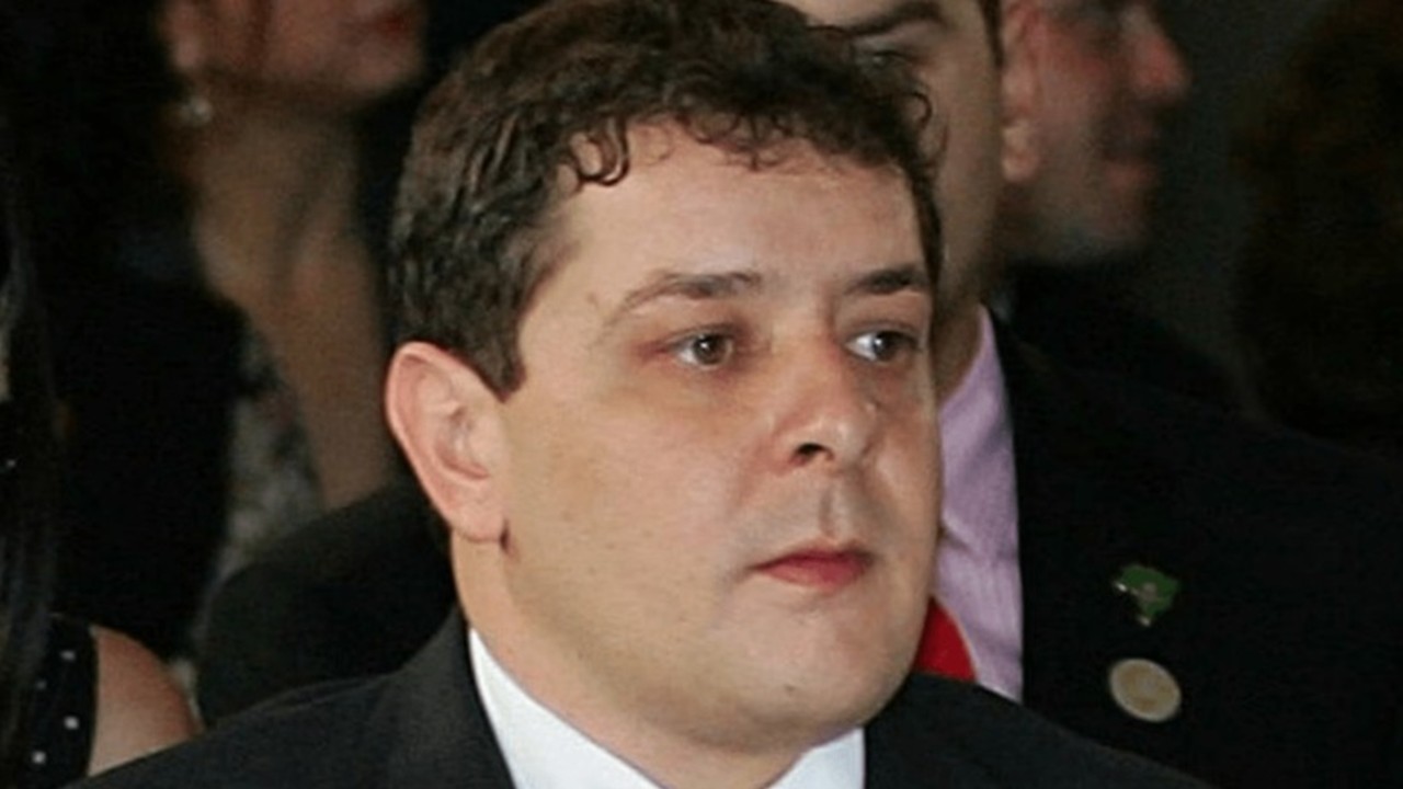 Ao Fábio Luis: Penas ao Vento, por Aroldo Camillo Filho
