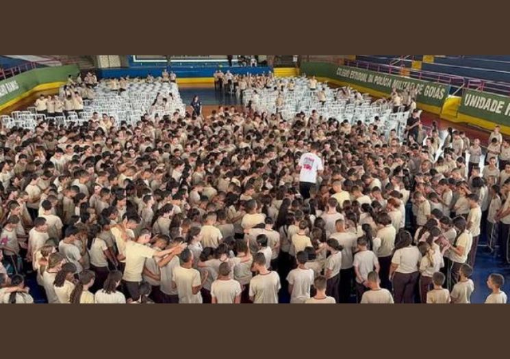 'Intervalos bíblicos' viram febre em escolas e reacendem debates sobre laicidade do Estado