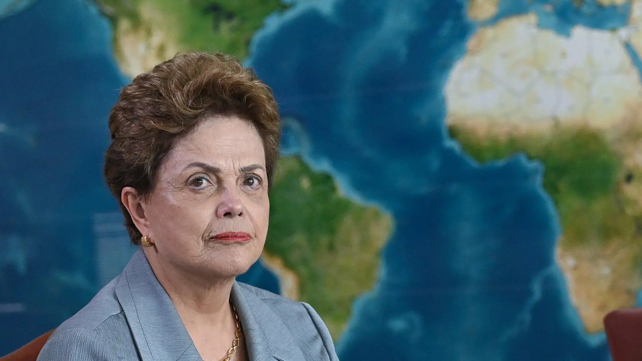 Torturada, depois golpeada por uma elite arrogante e inculta, Dilma está no centro da construção do novo mundo