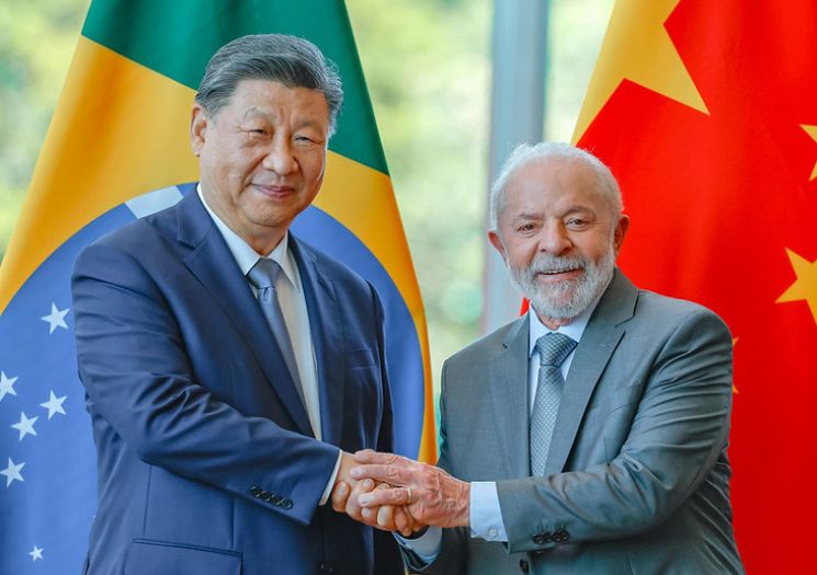 Brasil atrai R$ 27 bilhões em investimentos da China