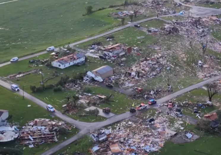 VÍDEOS: Tornados deixam ao menos 21 mortos nos EUA