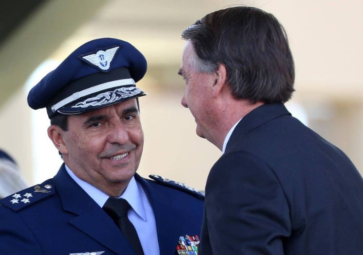 Depoimento de ex-comandante da Aeronáutica complica Bolsonaro no STF