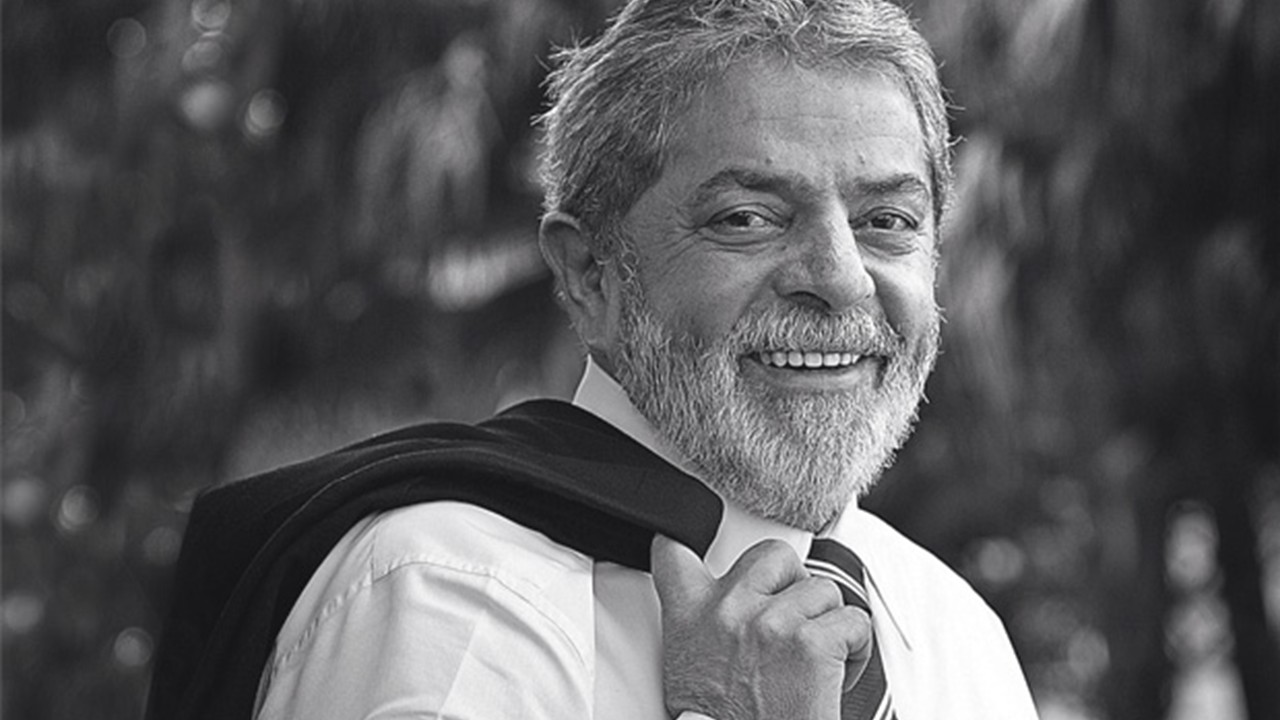 Os bolsominions piram: Lula será homenageado pela Academia Francesa em Paris