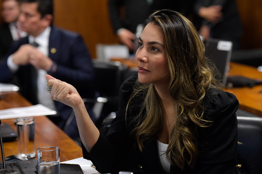 Projeto obriga exclusão de telefone de consumidor de bases de dados