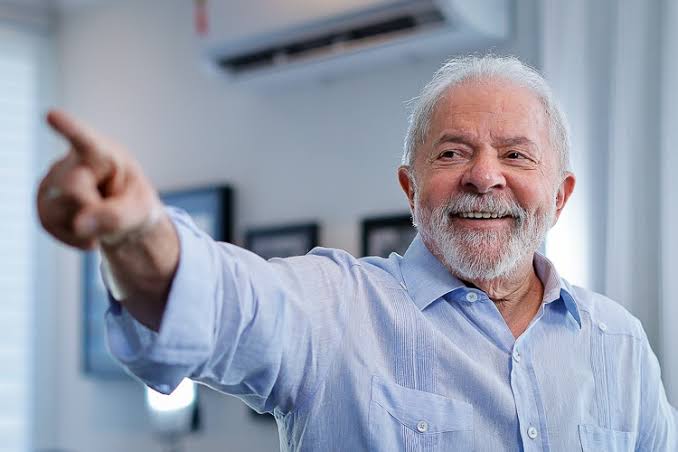 'Luta de classes' melhora aprovação de Lula