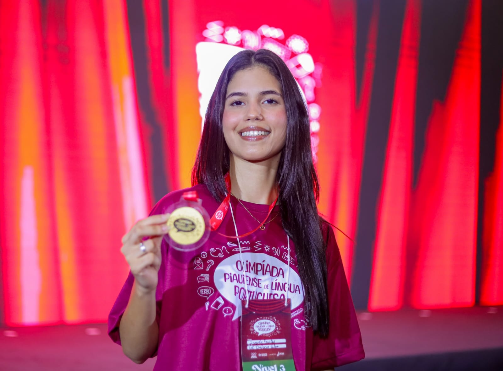 Seduc realiza pagamento de bolsas a 208 estudantes medalhistas da Olimpíada Piauiense de Língua Portuguesa (OLINPI)
