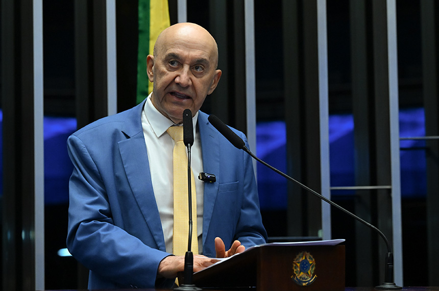 Confúcio questiona resultados do Plano Nacional de Educação