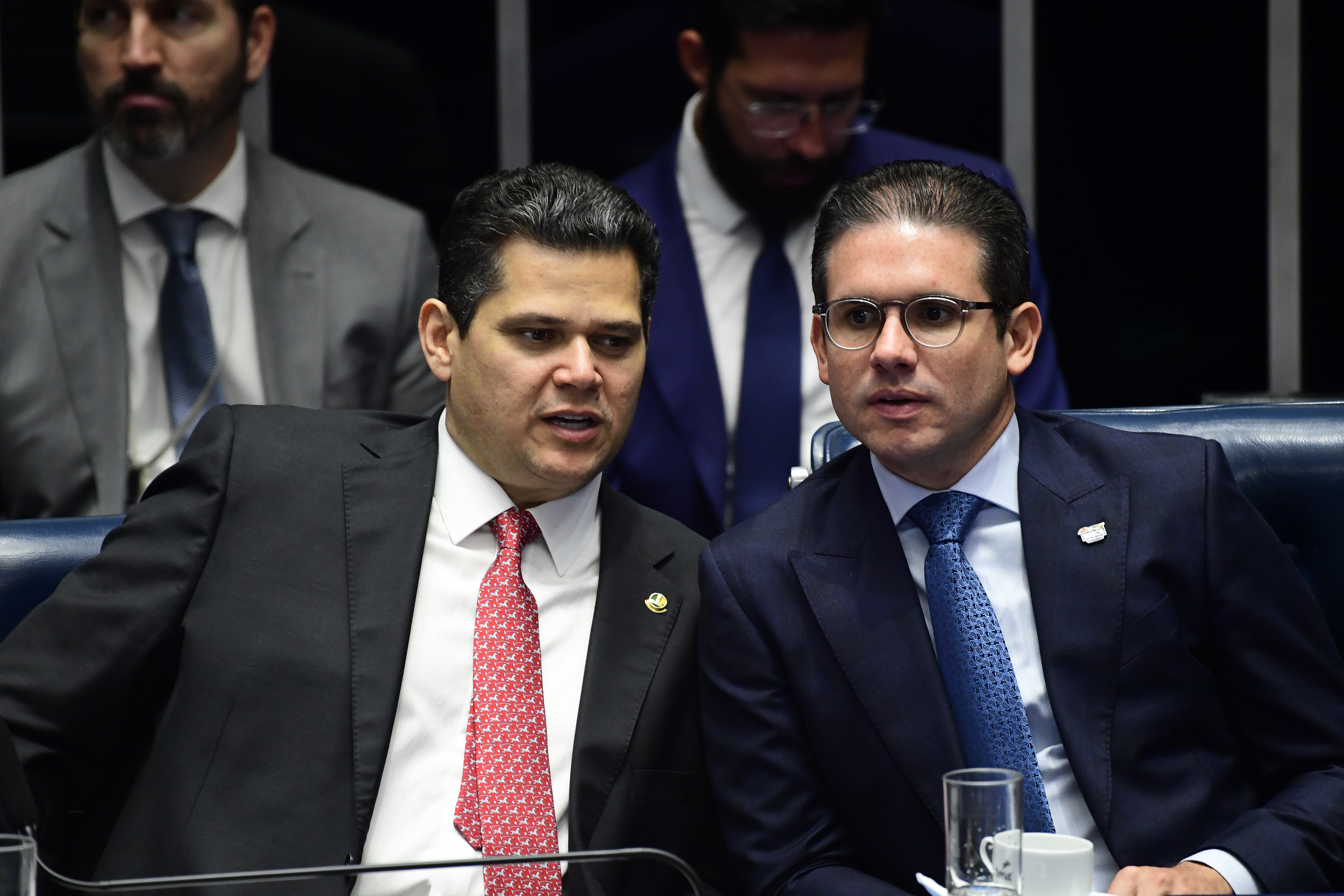 Alcolumbre e Motta reagem e citam reciprocidade econômica contra taxação de Trump