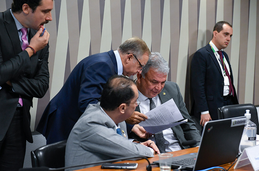 CSP debate PEC que vincula salário da polícia do DF à receita da União
