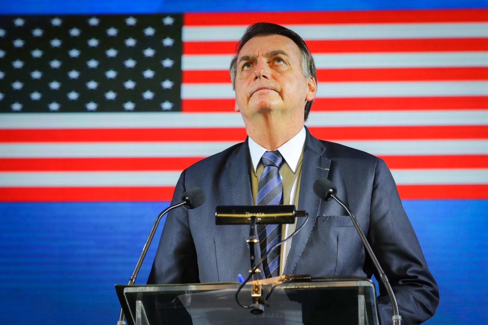 Bolsonaro quebra o Brasil em troca de sua liberdade