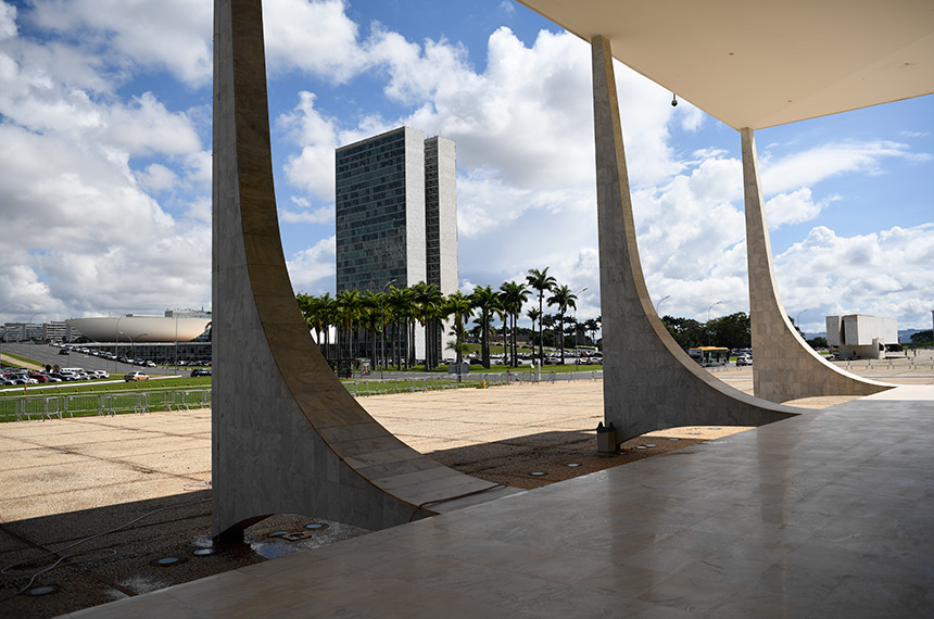 Senado e Câmara pedem anulação de decretos que elevaram IOF