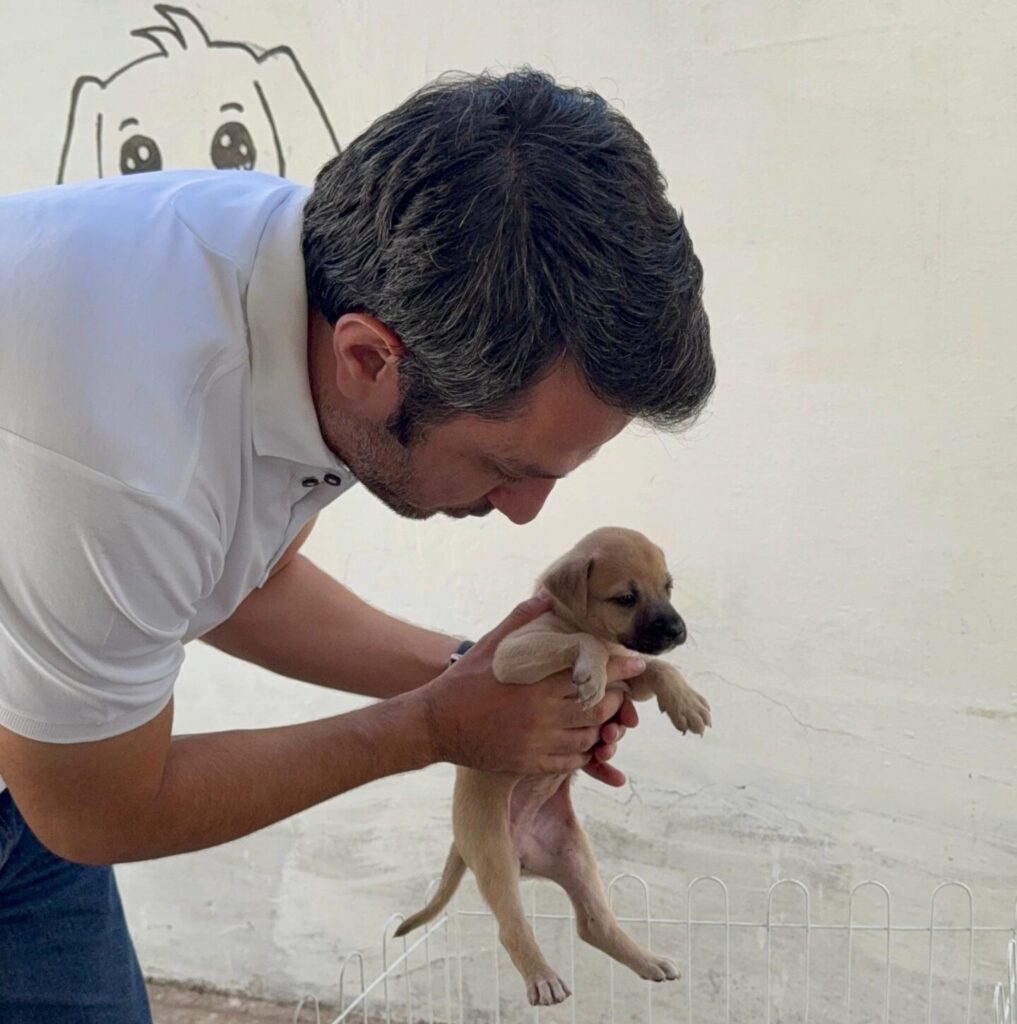 Semarh realiza entrega de 200 kg de ração para a Associação Arca, em Altos