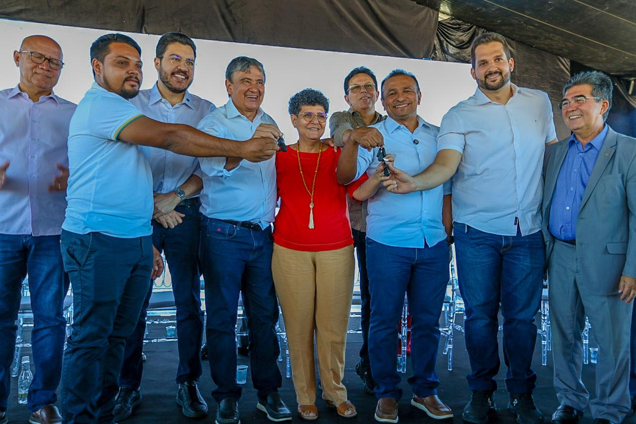 Sada e Codevasf contemplam 12 municípios com entrega kits de irrigação