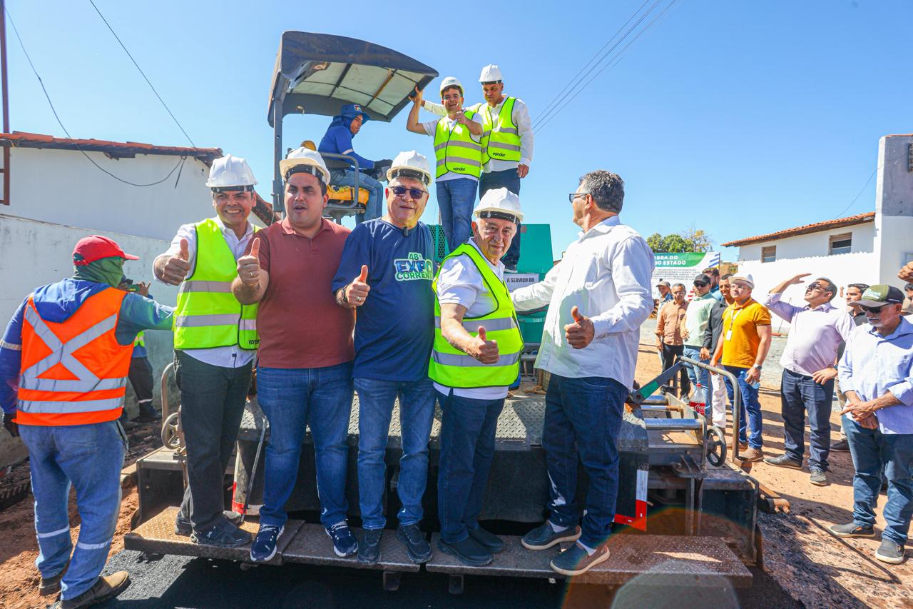 Rafael Fonteles inaugura asfalto e visita obra da rodovia que ligará Sebastião Barros à Bahia