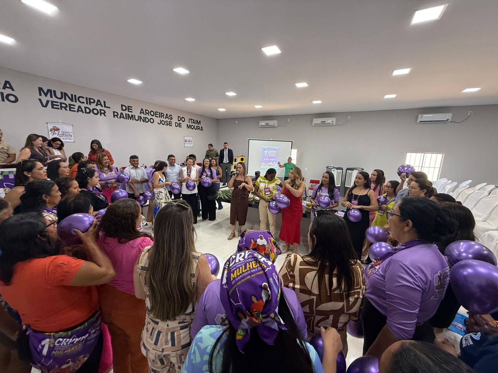 Conferência Regional reúne mulheres em Aroeiras do Itaim para discutir políticas públicas e igualdade de gênero