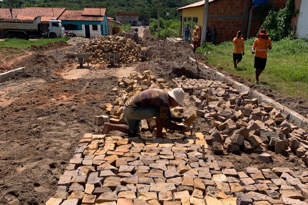 Campo Maior, Murici dos Portelas e Esperantina recebem investimentos do Governo do Estado em mobilidade